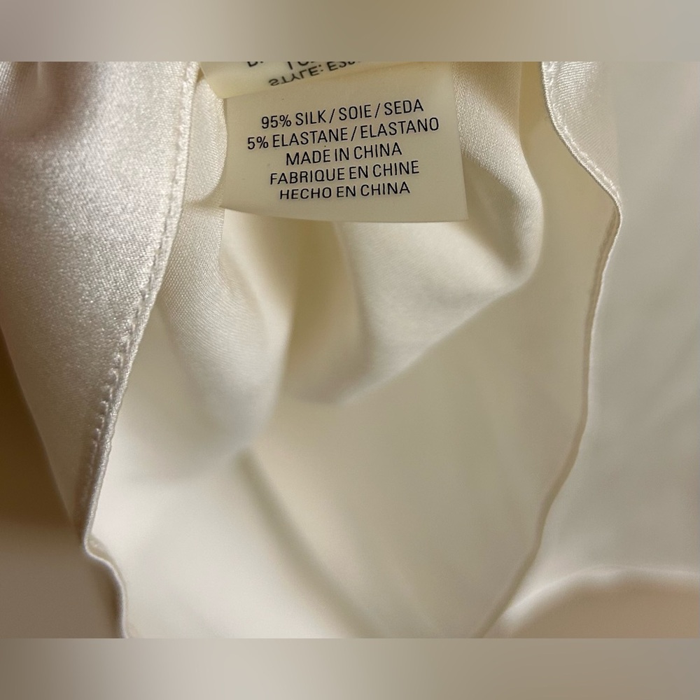 Elie Tahari Silk Blouse - Picture 5 of 6